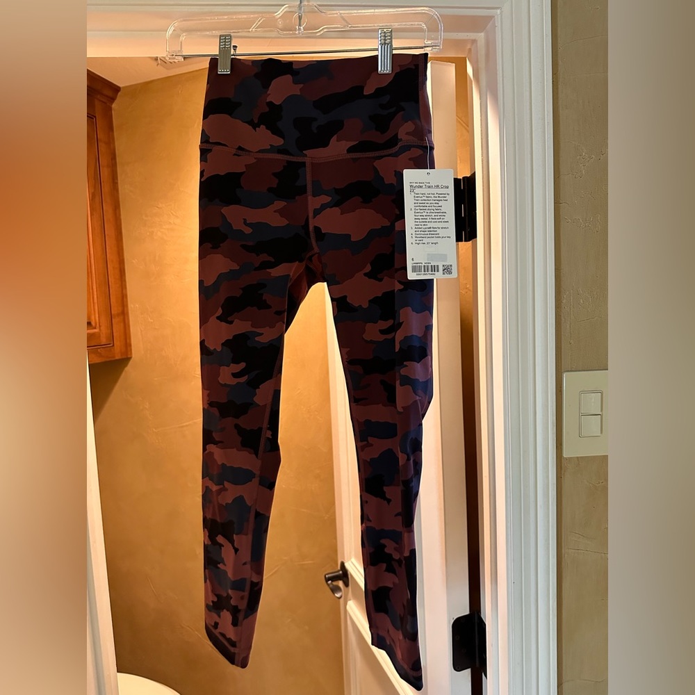 Lululemon Wunder Train HR crop 23” NWT 6 camo